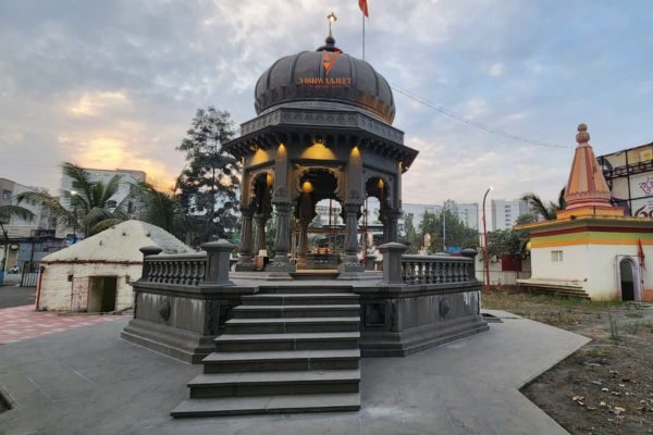 jaituji-baba-sanjivan-samadhi-gal1