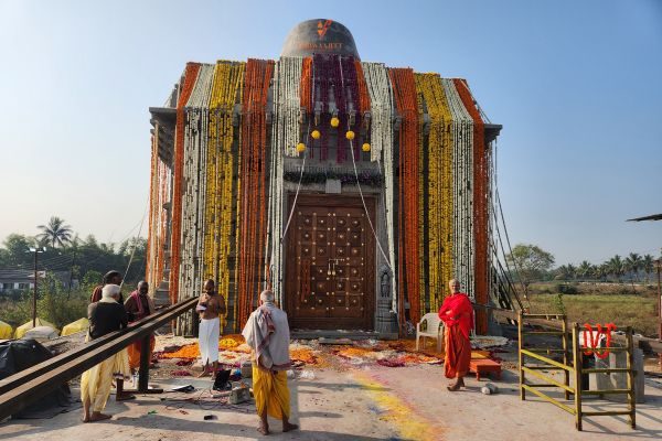 nivruttinath-maharaj-samadhi-mandir-gal1